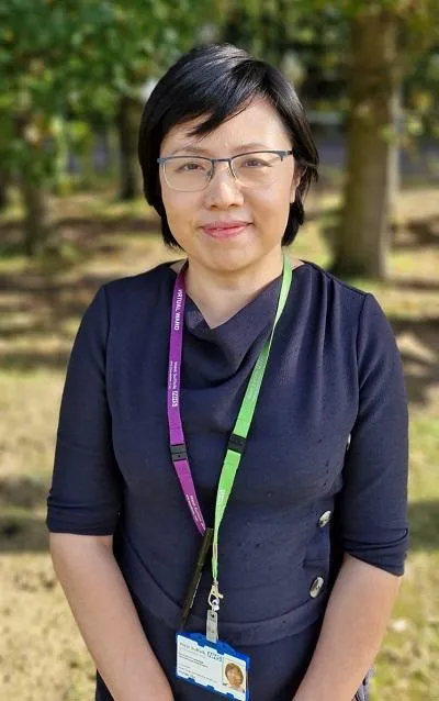 Dr Vivian Yiu