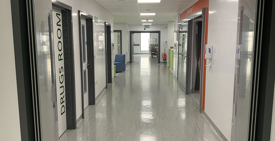 Nurses station in the new G10 ward